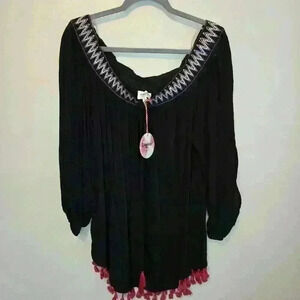 Hayden Los Angeles Black Peasant Top Blouse Size 1X Aztec Southwestern